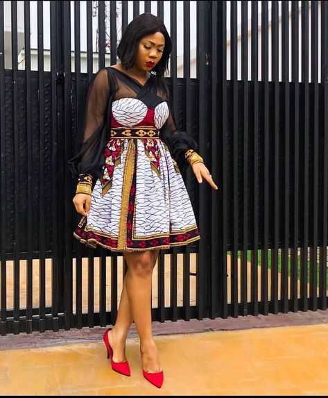 Chic in @jeaneelcouture_official  #Asoebi #AsoebiSpecial #Ankara Ankara Corset Dress, Ankara Corset, African Party Dresses, African Prom Dresses, Ankara Gown, Short African Dresses, Ankara Gown Styles, Gown Styles, Short Gowns