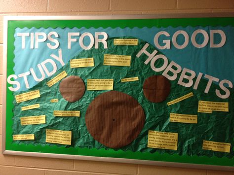 Squarehead Teachers: Lord Of the Rings Classroom Ideas Lord Of The Rings Bulletin Board, Hobbit Classroom Theme, Lord Of The Rings Classroom, Resident Assistant Bulletin Boards, Time Management College Student, Good Study, Science Bulletin Boards, College Bulletin Boards, Ra Themes