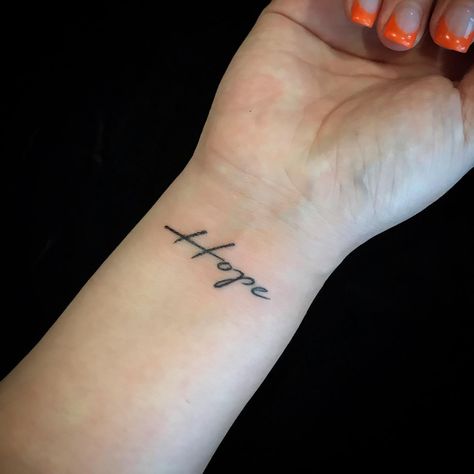 Simple Wrist Tattoos For Women, Tiny Wrist Tattoos For Women, Trendy Tattoo Ideas, Simple Wrist Tattoos, Side Wrist Tattoos, Infinity Tattoo Designs, Tiny Wrist Tattoos, Favorite Tattoos, Hand Tattoos For Girls