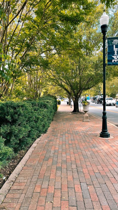 Downtown Alpharetta, Georgia #vacation #vacay #vacationmode #downtown #georgia #southern #south #peaches #alpharetta #greenery Georgia Country Aesthetic, Georgia Core, Georgia Aesthetic, Georgia Wallpaper, Summer Core, Visit Georgia, Georgia Vacation, Alpharetta Georgia, Georgia Girls