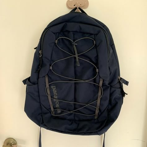 Brand New! Patagonia backpack Patagonia Backpack Blue, Patagonia Backpack School, Backpacks Patagonia, Gorpcore Backpack, Uni Backpack, Backpacks Aesthetic, Sturdy Backpack, Backpacks For High School, Patagonia Backpack