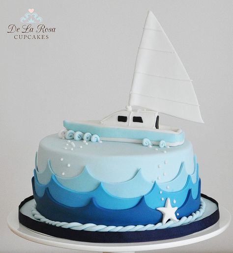 Nautical Cake by De La Rosa Cupcakes - I love it!! Will try and make something like this... :) Birthday Cake 30th Men, Nautical Birthday Cakes, Sailboat Cake, Cupcake Rosa, Boat Cake, Ocean Cakes, Nautical Cake, Pirate Ships, Sea Cakes