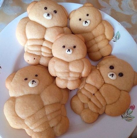 Buff Bear Bread, Buff Bread, Kawaii Cooking, Cute Baking, Cute Snacks, Easy Food Art, Sweet Snacks Recipes, Kawaii Food, Cute Desserts