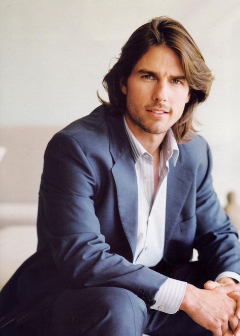 Tom Cruise Tom Cruise Long Hair, Tom Cruise Hair, A Man In A Suit, Cruise Pictures, Man In A Suit, Rain Man, Men's Long Hairstyles, I Love Cinema, Men Haircut Styles