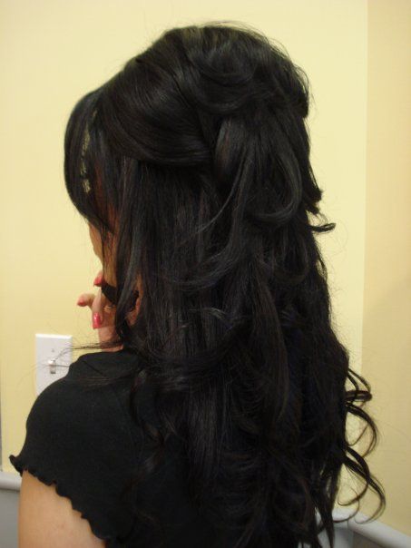 Hairstyle half updo Half Updo Black Hair, Black Hair Half Up Half Down, Half Up Half Down Black Hair, Goth Prom Hair, Hairstyle Half Up Half Down, Masquerade Hairstyles, Black Hair Updo, Black Hair Hairstyles, The Wet Look