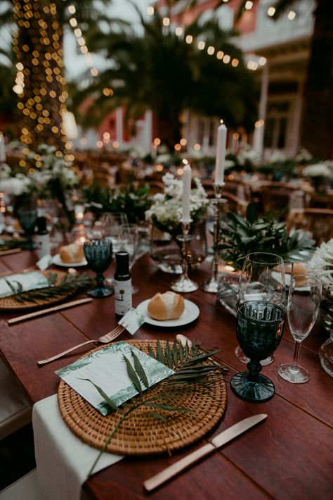 Eclectic Tropical Wedding, Intimate Tropical Wedding, Spring Tropical Wedding, Bali Inspired Wedding, Earthy Tropical Wedding, Carribean Theme Wedding, Tropical Classy Wedding, Dark Green Tropical Wedding, Tropical Simple Wedding