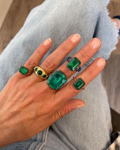 Jessica McCormack on Instagram: “Dreaming in green 💚 which one though?!” Rings With Big Stones, Luxury Diamond Rings, Jessica Mccormack, Diamond Eternity Bands, Emerald Rings, French Jewelry, Indian Jewellery Design, Diamond Jewel, Funky Jewelry