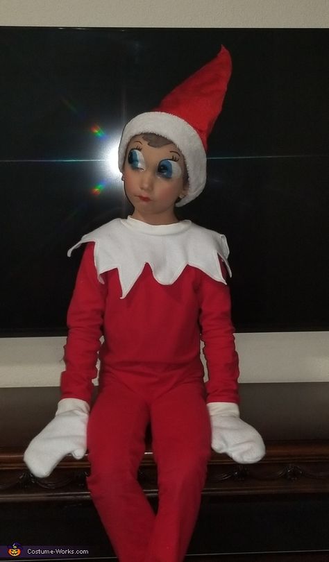 Elf On Shelf Halloween Costume, Homemade Elf Costume, Elf On The Shelf Halloween Costume, Christmas Character Costumes For Kids, Elf On A Shelf Costume, Retro Halloween Costume Ideas, Elf On The Shelf Costume, Holiday Costume Ideas, Elf On Shelf Costume