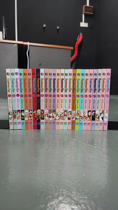 Manga Kamisama Kiss Julietta Suzuki Manga Vol.1-25 Complete Set English Version Comic DHL Express Shipping This Book Not Suitable for collector because this was not from Viz Media. Suitable for first time want to read manga. Book from Viz Media cannot get with this price because it was expensive. All contents originally from Viz Media but for printing and book its premium quality from Mangahouz. PRODUCT DISCRIPTION Manga : Kamisama Kiss Volume.01-25 (END) (English Version) Art & Story by Juliett Manga Shelf, Manga Box Sets, Kiss Books, Manga English, Conan Movie, Anime Dvd, Books To Read Nonfiction, Kamisama Kiss, Viz Media