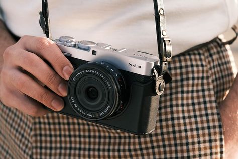 The 10 Best Compact Mirrorless Cameras to Buy for 2023 Cameras To Buy, Film Camera Photography, Digital Camera Photography, Compact Digital Camera, Fujifilm Camera, Travel Camera, Still Photography, Compact Camera, Photography Lessons