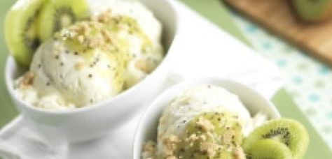 Kiwi Coulis Cream Cheese Ice Cream Recipe, Cream Cheese Ice Cream, Strawberry Pavlova, Cheese Ice Cream, Quick Baking, Baking Recipes For Kids, Keto Ice Cream, Creamy Desserts, Keto Meals