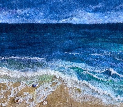 Needle Felt Seascape, Felted Beach Scene, Wet Felted Pictures, Felted Seascapes, Felted Scenes, Beach Textiles, Wet Felting Projects, Wool Felt Projects, Felt Pictures