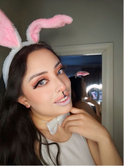 Bunny Nose Makeup, Bunny Makeup Look, Bunny Nose, Bunny Makeup, Nose Makeup, Costume Party, Makeup Looks, Halloween, Makeup