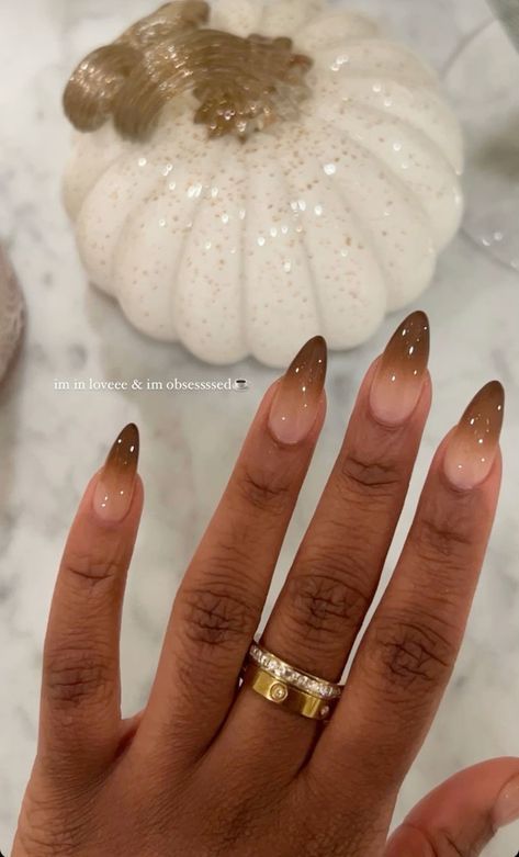 Almond, Nail Polish, Nails, Gold, White, Art