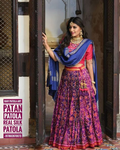 Ravi Patola Art Real Silk Patan Patola lehenga chaniya choli material +917802870073 Patola Lehenga Bridal Collection, Patola Lehenga Designs, Patola Choli, Patola Chaniya Choli, Navratri Vibes, Patola Lehenga, Peplum Lehenga, On Call Whatsapp, Fashion Lehenga