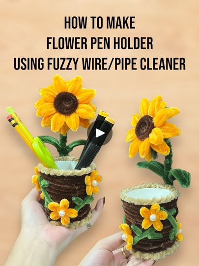 Pipe Cleaner Flowers, Flower Pens, Pipe Cleaner Crafts, Wire Flowers, Picture Holders, Pencil Holder, Pipe Cleaner, Pen Holders, Flower Making