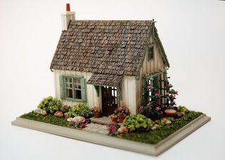 Miniature Cottage, Mini Doll House, Glitter Houses, Victorian Cottage, Putz Houses, Miniature Houses, Paper Houses, Miniature House, Fairy Houses