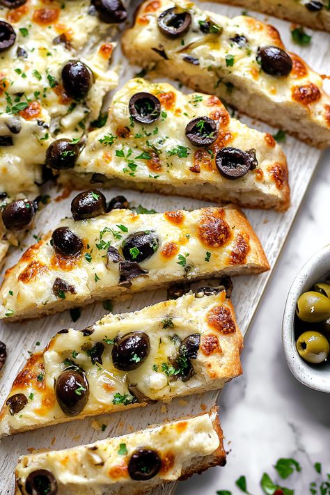 Easy Olive Cheese Bread Olive French Bread, Easy Olive Cheese Bread, No Knead Olive Bread Recipe, Olive Cheese Bread, Olive Toast, Cheese Bread Recipe, Olive Bread, Olive Relish, Bread Appetizers