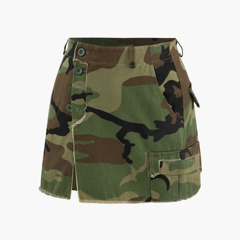 Micas Camo Frayed Hem Cargo Mini Skirt Size Xs (0) Occasion: Casual Composition: 95% Polyester, 5% Elastane Sheer: Not Sheer Color: Olive Camo Pls Note: Please Note That Print Is Unique. Colors Or Patterns May Vary Slightly. Approximate Measurements With Item Laying Flat: Waist: 13" Skirt Length: 13.5" Fit: Fitted Stretch: No Stretch Ships Same Or Next Day Guaranteed! Bundle & Save 15% Off 2 Or More Items! Camo Mini Skirt, Denim Dresses, Skirt Y2k, Denim Skirts, Cargo Skirt, Fall Skirts, List Style, Autumn Fashion Women, Grunge Fashion