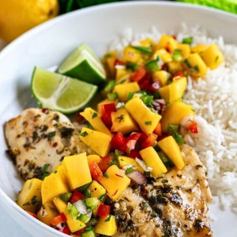 Tilapia With Mango Salsa, Seafood Cuisine, Easy Honey Garlic Chicken, Frozen Tilapia, Pizza Roll Recipe, Bowls Recipes, Grilled Tilapia, Alfredo Sauce Recipe Homemade, Healthy Bowls Recipes