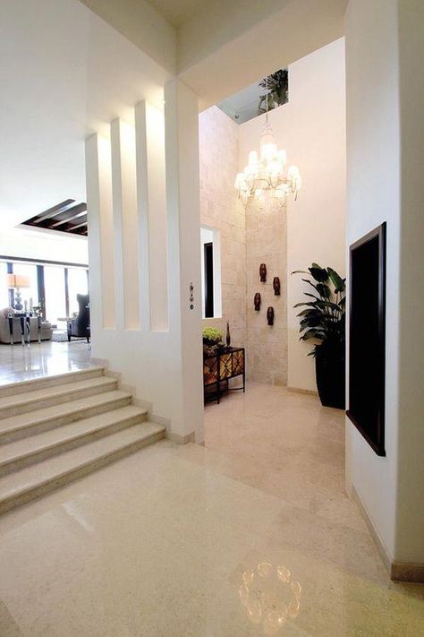 Partition Wall Design, Wall Separator, Interior Design Dining Room, Hallway Designs, Living Room Partition, Modern Stairs, Living Room Partition Design, Room Partition Designs, Partition Design