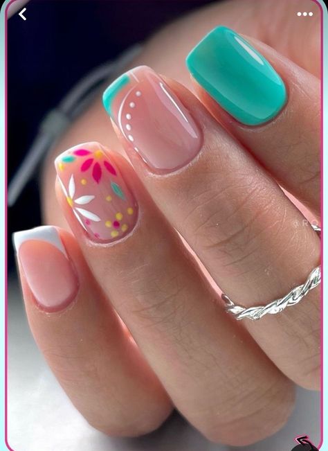 Mint Green Nails, Pink Nail Art Designs, Nails Kit, Spring Nail Trends, Green Nail Designs, Nude Nail Designs, Spring Nail Designs, Nail Design Inspiration, Pink Nail Art