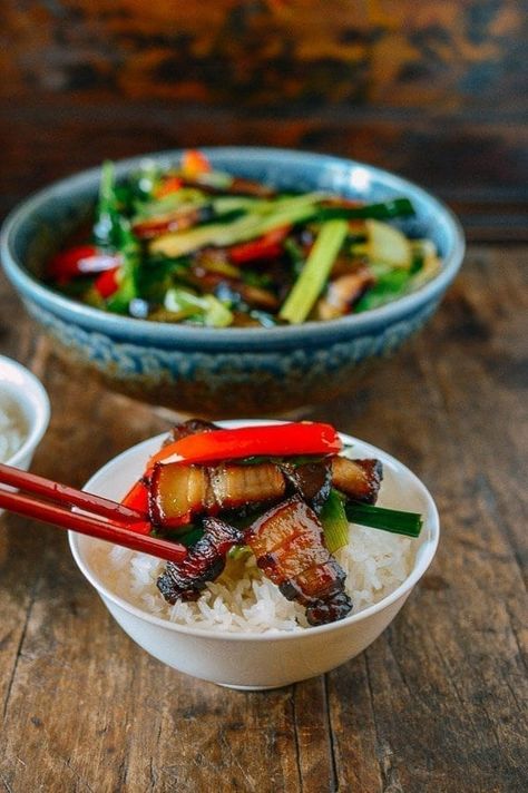 Pork Belly Stir-fry with Leeks - The Woks of Life Cured Pork Belly, Braised Pulled Pork, Leek Recipes, Wok Of Life, Woks Of Life, The Woks Of Life, Pork Belly Recipes, Pork Stir Fry, Roasted Pork