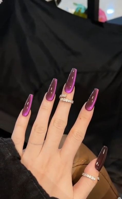 Elegant Birthday Nails Coffin, Black Color Changing Nails, October Nail Ideas Acrylic, Cat Eye Nail Ideas, Cateyes Nails, Fantasy Nails, Cat Eye Nails, Cat Nails, Jelly Nails