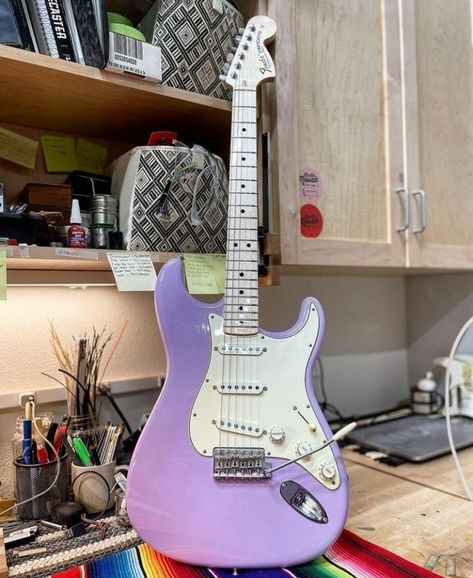 Purple Guitar, Summer Songs Playlist, Fender Guitars Stratocaster, Electric Guitar Design, Guitar Obsession, Guitar Photos, Cool Electric Guitars, Garage Band, Beautiful Guitars