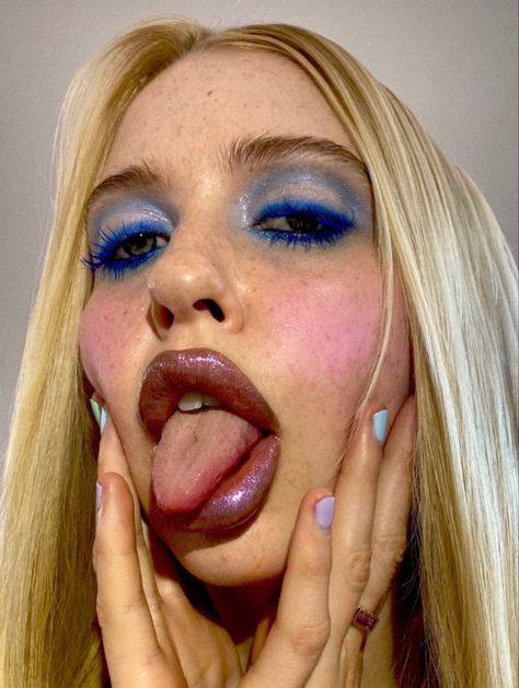 Chloe Cherry Makeup, Funky Makeup, Swag Makeup, Smink Inspiration, Cool Makeup Looks, Dope Makeup, Edgy Makeup, Makeup Eye Looks, Long Blonde