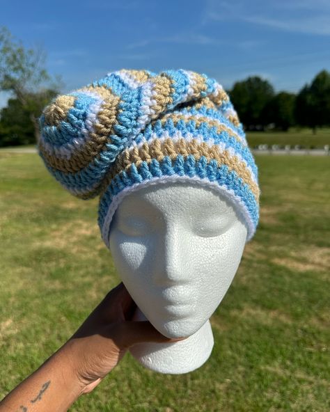 blue + tan + white slouch beanie Megan Dress, Crochet Business, Crochet Clothing And Accessories, Slouch Beanie, Crochet Things, Crochet Inspo, Fun Crochet, Crochet Clothing, Loose Ends