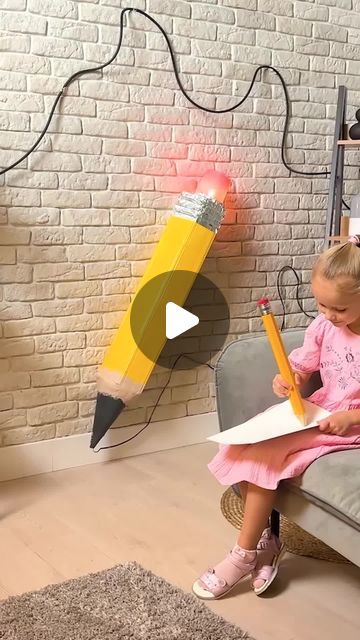 5-Minute Crafts on Instagram: "How to make a giant pencil light for kids' room! ✏️  #poolnoodles #kidsroominspo #familycrafts #diyproject #diyinspiration" Giant Pencil, 5 Min Crafts, Candyland Decorations, Home Landscaping, Family Crafts, Diy Candy, Diy Home Decor Easy, Christmas Door Decorations, Candy Land Christmas