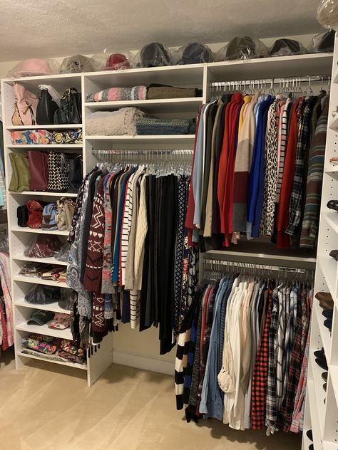 Pretty Wardrobe Closets, Cute Closet Aesthetic, Aesthetic Closet Ideas, Closet Of Clothes, Closet Full Of Clothes, Closet Idea, Wardrobe Aesthetic, Full Closet, Closet Clutter