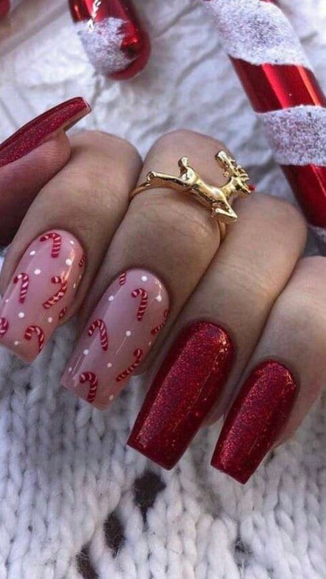 Gel Nails Christmas, Thermal Nail Polish, Red Nails Glitter, Candy Cane Nails, Red Christmas Nails, Nails Christmas, Sparkle Nails, Winter Nail Art, Festival Nails