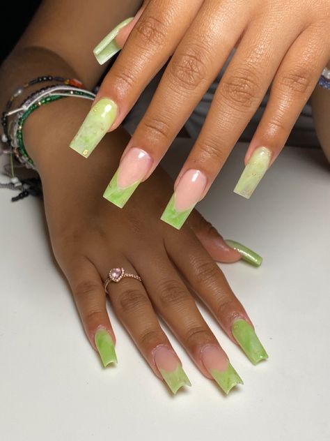 Jade Green Nails Acrylic Short, Short Jade Nails, Jade Acrylic Nails, Green Jade Nails, Jade Nails Acrylic, Green Birthday Nails, Green Baddie Nails, Jade Nails Designs, Jade Green Nails Acrylic