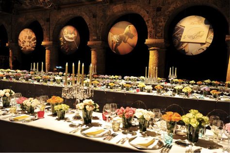 Planning a Gala Dinner Event: The Ultimate Guide Gala Planning, Corporate Events Decoration, Gala Ideas, Fundraising Gala, Mystery Dinner, Spring Dinner, Elegant Dinner Party, Dinner Event, Gala Events