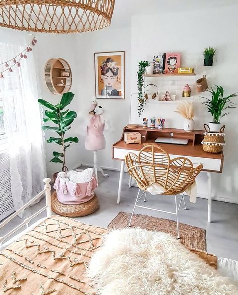 Martyna Adds Exotic Flare to Each Room In the Home - Cozyhome 101 Light Gray Sofas, All White Bedroom, All White Room, Boho Office, Teenage Room, Lorena Canals, White Cushions, Big Girl Rooms, Pink Boho