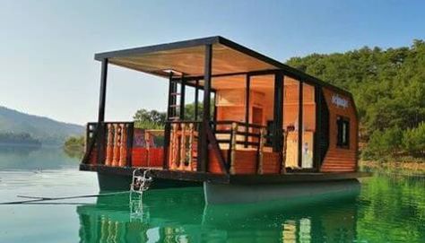 Tiny House Vacation in a Tiny Shantyboat in Deland, FL Pontoon Boat Makeover, Pontoon Makeover, Pontoon Restoration, Pontoon Remodel, Boat Makeover, Tiki Boat, Pontoon Boat Parts, Pontoon Houseboat, Lake Boats