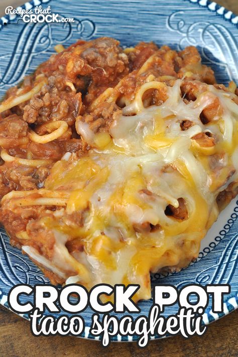 This Crock Pot Taco Spaghetti recipe is easy to throw together and tastes fantastic! Everyone from the youngest to the oldest at your table will love it! via @recipescrock Spaghetti Crockpot Recipes, Pasta Recipes Cheesy, Crock Pot Ground Beef Recipes, Crock Pot Ground Beef, Crock Pot Spaghetti, Mexican Food Recipes Beef, Ground Beef Crockpot Recipes, Chicken Spaghetti Recipe, Crockpot Spaghetti