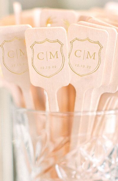 Wedding Wooden Drink Stick Stirrers with Foil Wedding Drink Stir Sticks, Wooden Drink Stirrers, Personalized Drink Stirrers, Drink Stirrers Wedding, Drink Topper, Preppy Wedding, Heirloom Wedding, Drink Labels, Drink Stirrers