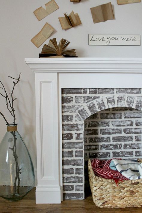 How to DIY a Faux Brick Fireplace and you'll never believe how easy it is!! Faux Foyer, Fake Brick, Painted Brick Fireplaces, Fake Fireplace, Faux Fireplace Diy, Farmhouse Fireplace, Revere Pewter, Faux Fireplace, Faux Brick