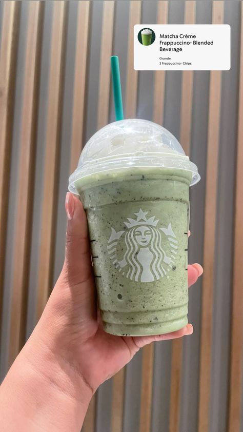 Starbucks tall green tea frap with chocolate chips blended whip creme top starbies drinks frappe ideas Frappe Ideas, Starbucks Drink Ideas, Starbucks Green Tea, Starbies Drinks, Starbucks Matcha, Starbucks Drink, Drink Ideas, Starbucks Drinks, Frappe