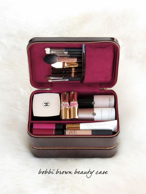 The Beauty Look Book - Bobbi Brown Beauty Travel Case                                                                                                                                                                                 More Bobbi Brown Beauty Case, Make Up Travel Case, Makeup Case Aesthetic, Travel Makeup Case, Make Up Kits, Alat Makeup, Makeup Organization Vanity, Travel Makeup Bag, Makeup Travel Case