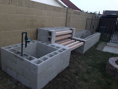 Raised Flower Bed With Bench, Built Up Garden Beds, Cinderblock Flower Beds, Modern Garden Bed Ideas, Raised Garden Bed With Bench, Raised Flower Beds, Cement Garden, Cinder Blocks, Small Backyard Landscaping Ideas