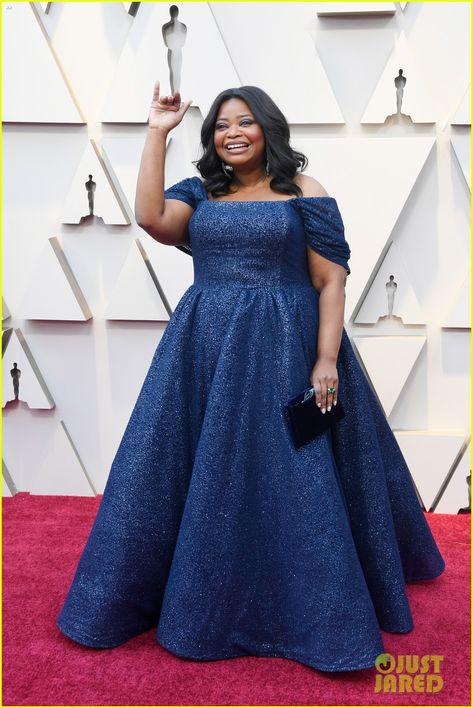 Resultado de imagen para oscars 2019 octavia spencer dress Dinner Dress Evening Plus Size, Dinner Dress Evening, Plus Size Gowns Formal, Linda Cardellini, Mom Dresses, Celebrity Inspired Outfits, Octavia Spencer, Constance Wu, Gemma Chan