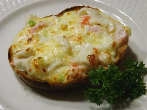 Crab Salad Sandwiches Crab Salad Sandwich Recipe, Crab Sandwich Recipe, Crab Melts, Crab Salad Sandwich, Crab Melt, Baked Crab, Crab Sandwich, Crab Salad Recipe, Sea Food Salad Recipes