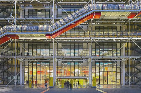 The Centre Pompidou in Paris. Renzo Piano, Richard Rogers, and Gianfranco Franchino. Pipes Design, Renzo Piano Architecture, Richard Rogers, Paris Landmarks, Paris Architecture, Josephine Baker, Architecture Landmark, Renzo Piano, Centre Pompidou