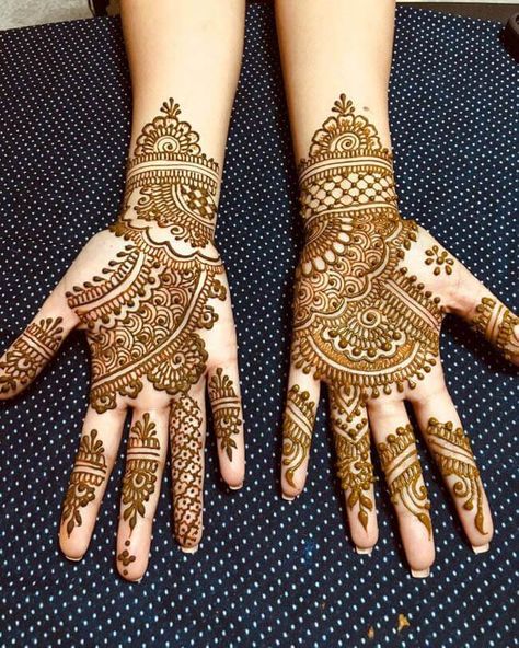 50 Indore Mehndi Design (Henna Design) - February 2020 Mehndi Designs 2022, Mehndi Designs Latest, Henna Design Ideas, Front Mehndi Design, Beautiful Mehndi Designs, Mehndi Designs For Kids, Design Henna, Modern Mehndi Designs, Very Simple Mehndi Designs