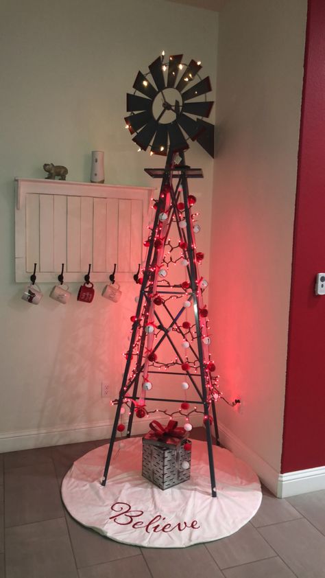 Same windmill without decor Xmas Display, Country Christmas Decorations, Country Christmas, Display Ideas, 5th Birthday, Hanging Chair, Holiday Ideas, House Ideas, Trees