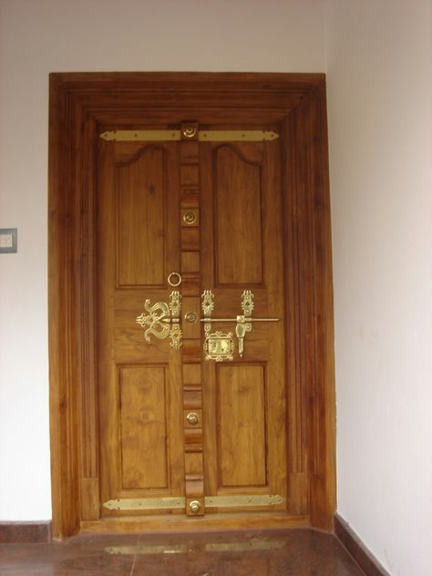 Vasakal Kerala Traditional Door Design, Kerala Wooden Doors, Front Double Door, R15 Yamaha, Double Door Entryway, Modern Entrance Door, Door Design Photos, Wooden Main Door, Wooden Main Door Design